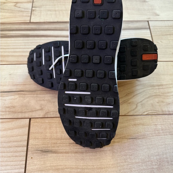 Nike Waffle One Sneaker Women's 7 White Cream - Picture 3 of 6